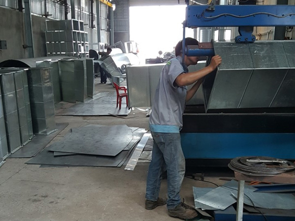 Thông gió, hút bụi công nghiệp 03